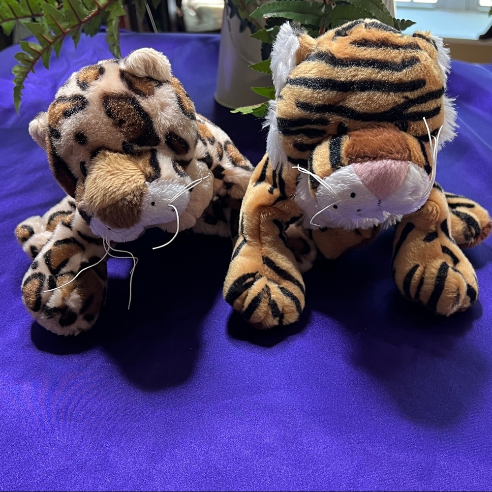 📌Ganz Cute 1Tiger and 1 Leopard Stuffed Animals